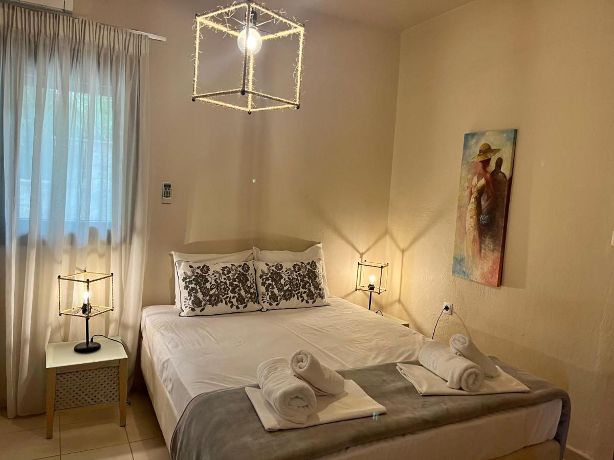 The Beach House - Apartments & Studios (Adults Only) Afytos Exterior photo
