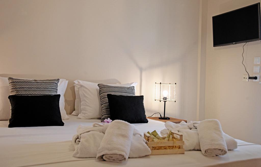 The Beach House - Apartments & Studios (Adults Only) Afytos Exterior photo