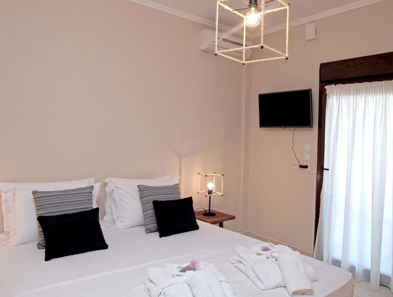 The Beach House - Apartments & Studios (Adults Only) Afytos Exterior photo