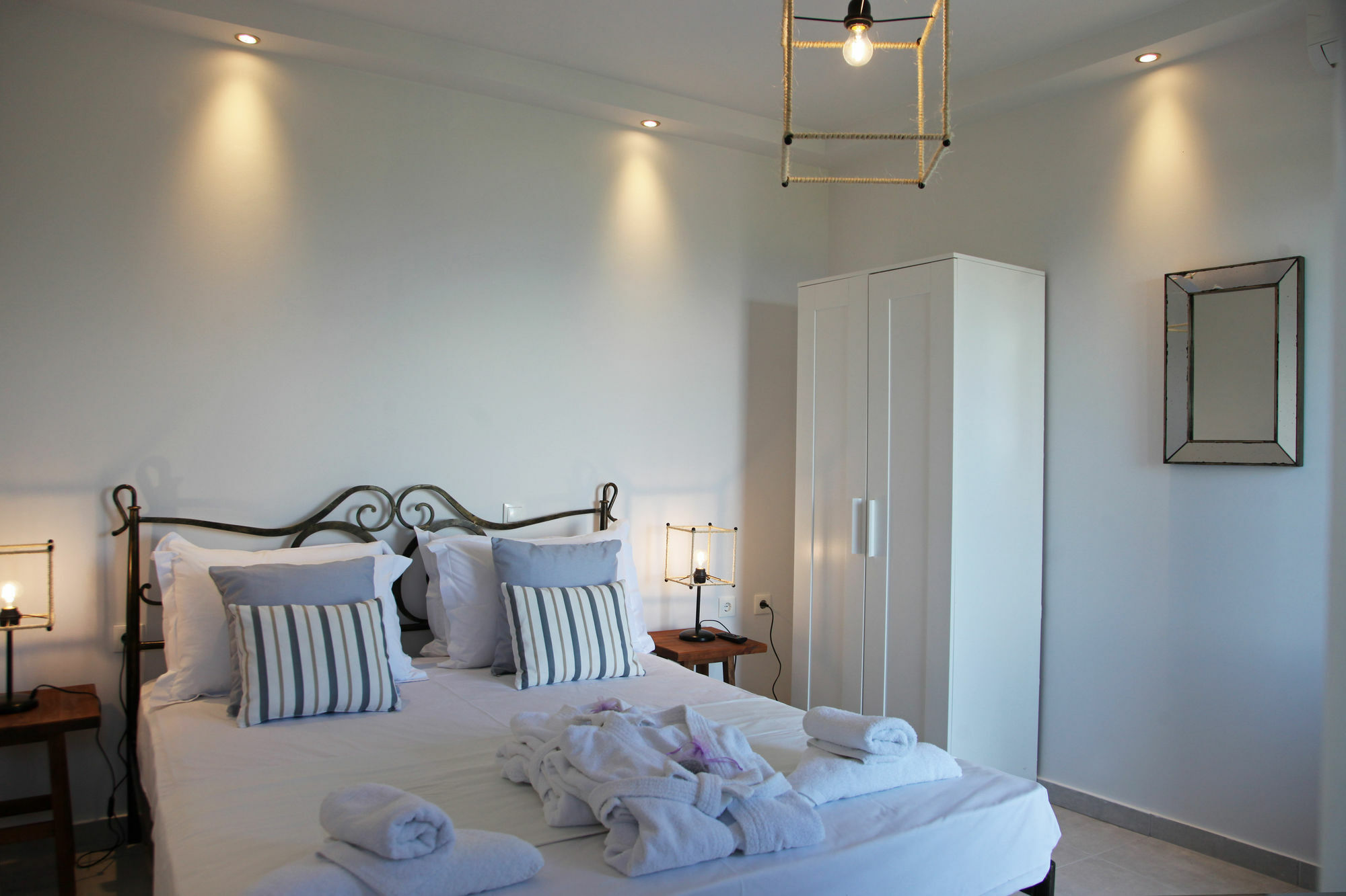 The Beach House - Apartments & Studios (Adults Only) Afytos Exterior photo